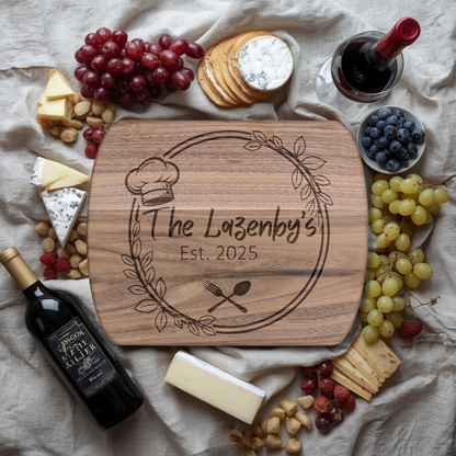 Personalized Family Name Hardwood Cutting Board – Custom Kitchen Décor & Gift
